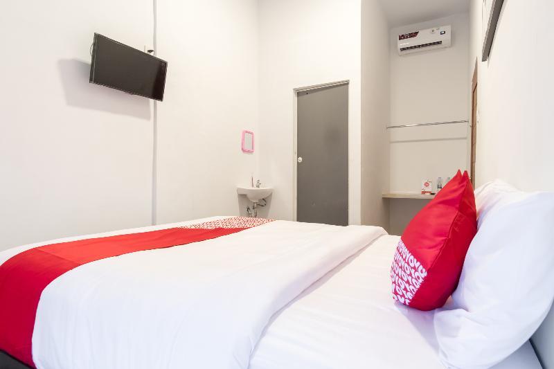 Oyo 835 Metropolitan Home Stay Medan Exterior photo