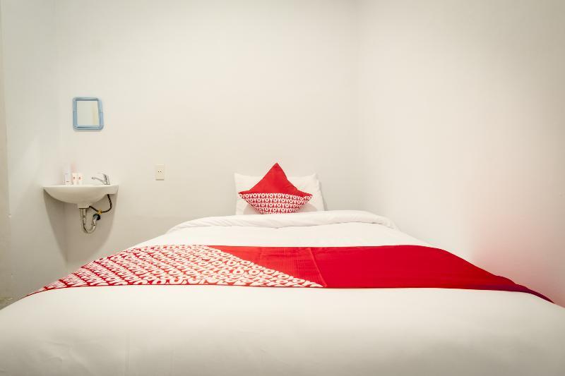 Oyo 835 Metropolitan Home Stay Medan Exterior photo